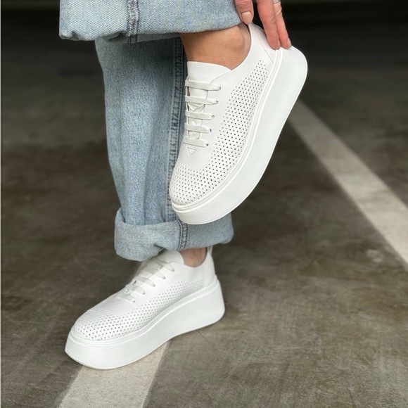 Women sneakers - Picture 5 of 6